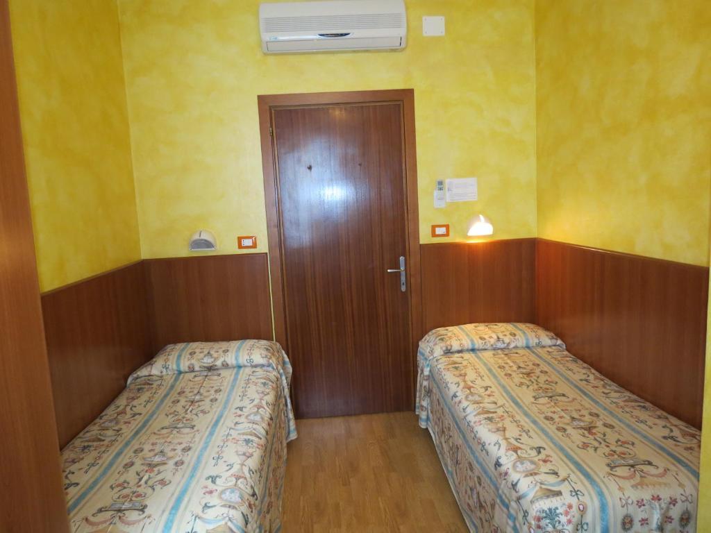 Appartamento Каорле Номер фото