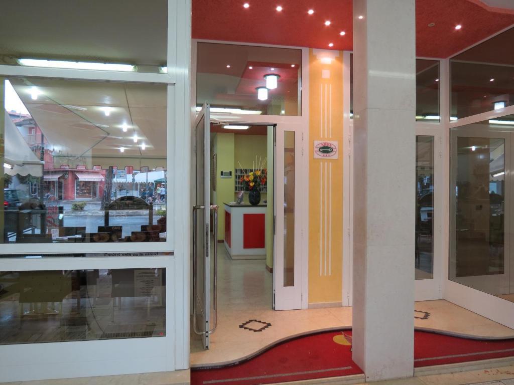 Appartamento Каорле Экстерьер фото
